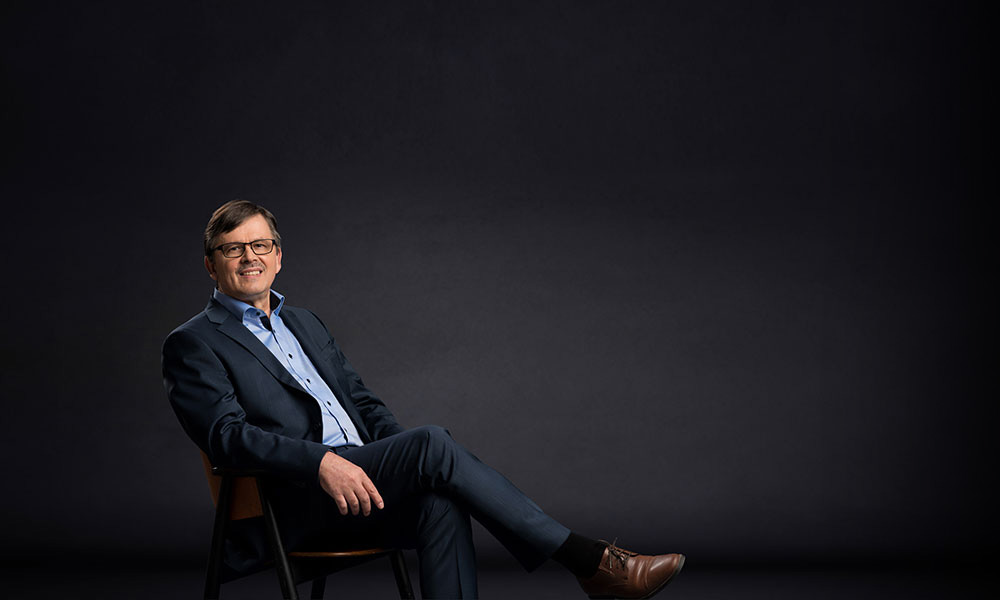 Harri Vakkuri, företagsmäklare