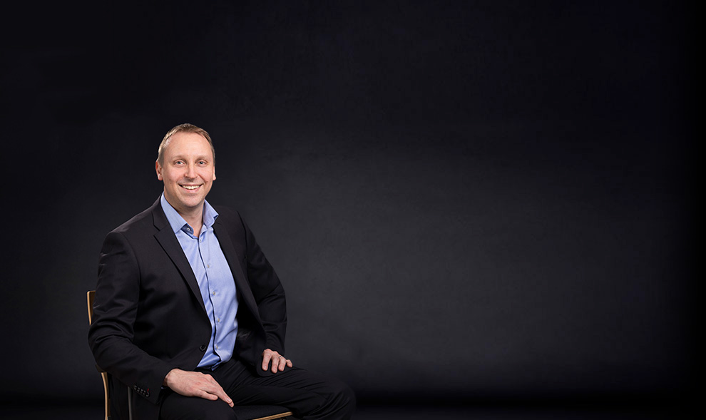 Jari Paajanen, företagsmäklare